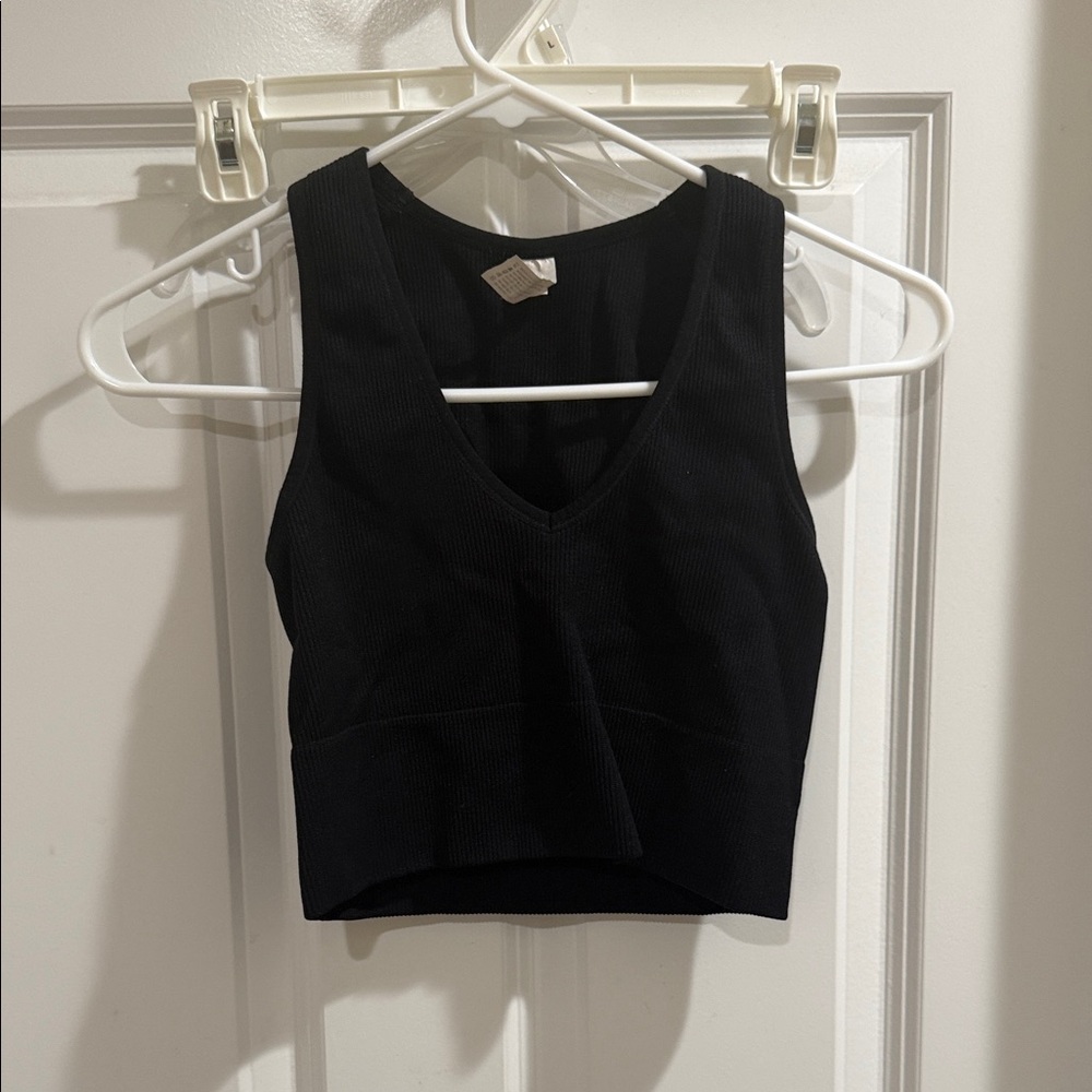 Black Sleeveless V-Neck Top